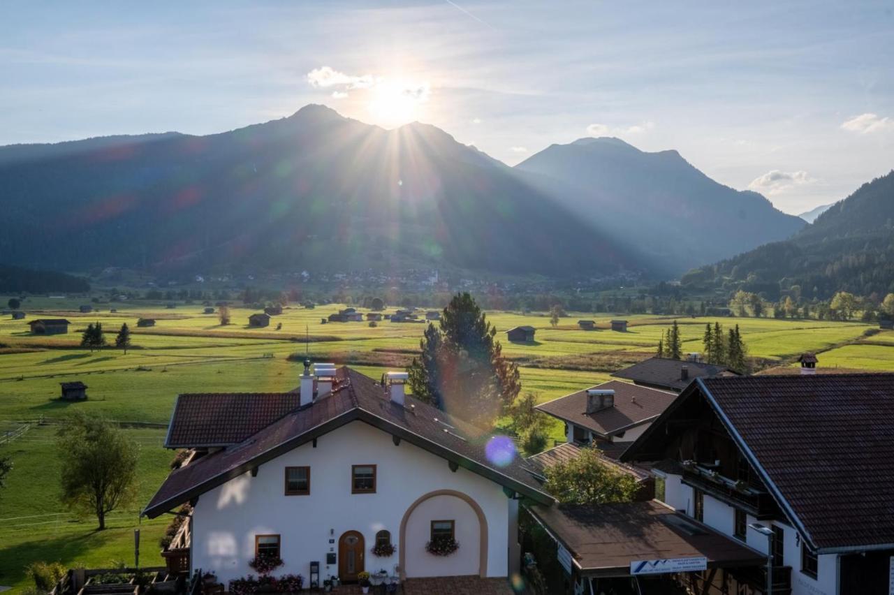 Gaestehaus Alpenstern แอห์วัลด์ ภายนอก รูปภาพ