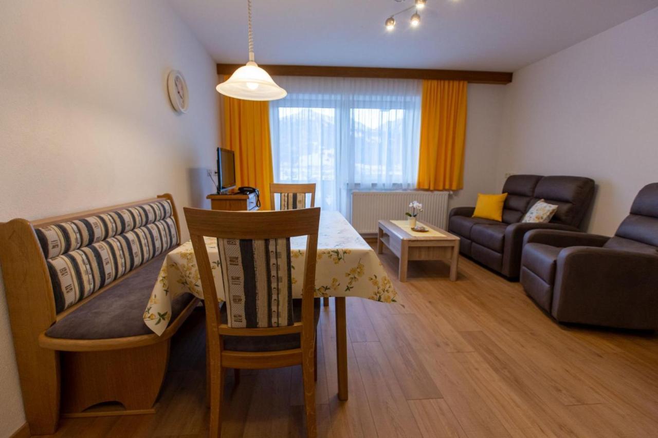 Gaestehaus Alpenstern แอห์วัลด์ ภายนอก รูปภาพ